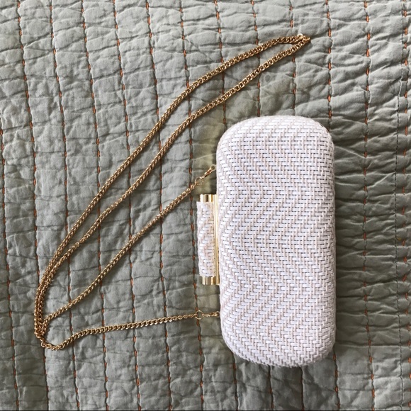 Inge Christopher clutch—perfect for spring and summer! - Picture 3 of 5